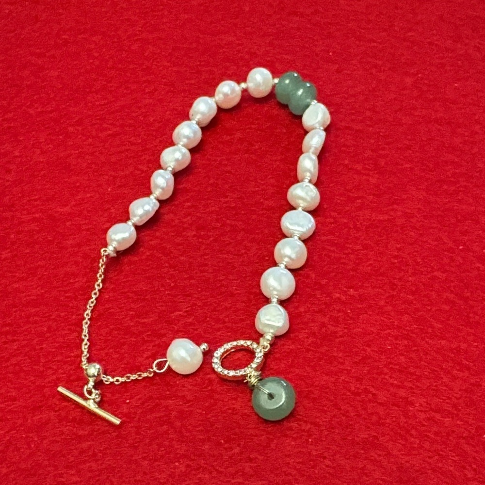 Freshwater Pearl And Jade Bead Bracelet With Rhinestones Gold Plated
